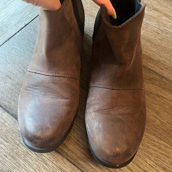 Brown sorel booties - Picture 4 of 6